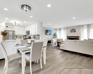 379 Sandhurst Circle - Photo Thumbnail 2