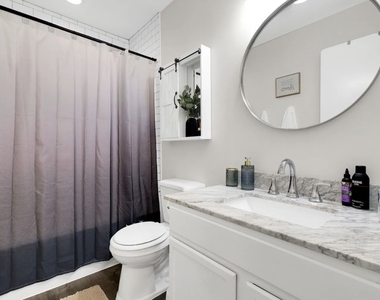 379 Sandhurst Circle - Photo Thumbnail 10