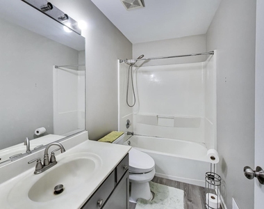 76 Cambridge Avenue - Photo Thumbnail 27