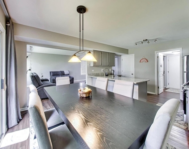76 Cambridge Avenue - Photo Thumbnail 9