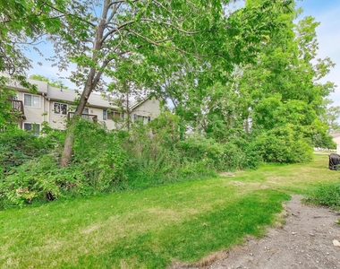 76 Cambridge Avenue - Photo Thumbnail 16