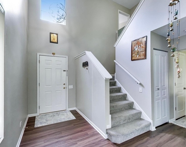 76 Cambridge Avenue - Photo Thumbnail 3