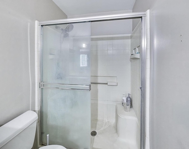 76 Cambridge Avenue - Photo Thumbnail 26