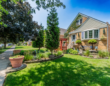 3536 S 61st Court - Photo Thumbnail 2