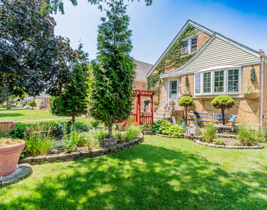 3536 S 61st Court - Photo Thumbnail 3