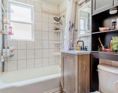 3536 S 61st Court - Photo Thumbnail 10