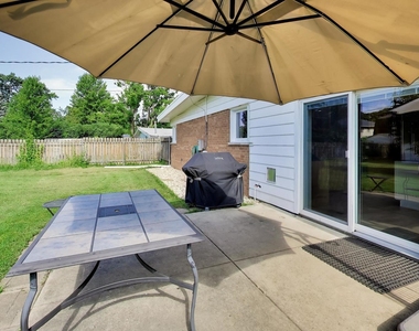 4641 Locust Avenue - Photo Thumbnail 23
