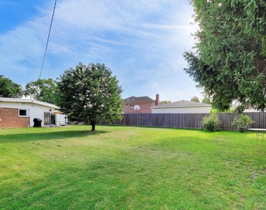 4641 Locust Avenue - Photo Thumbnail 25