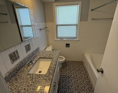 10351 Chaucer Street - Photo Thumbnail 6