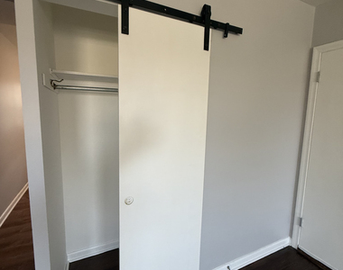 10351 Chaucer Street - Photo Thumbnail 8