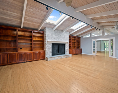 1161 Winwood Drive - Photo Thumbnail 13