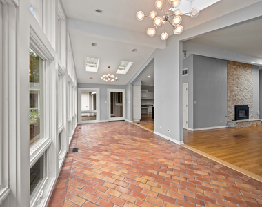 1161 Winwood Drive - Photo Thumbnail 7