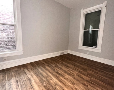 1302 E 72nd Street - Photo Thumbnail 7
