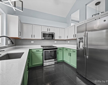 1601 Newgate Court - Photo Thumbnail 8