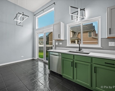 1601 Newgate Court - Photo Thumbnail 10