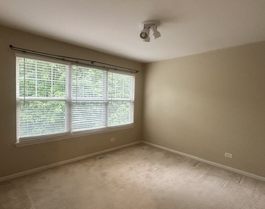 3376 Bradbury Circle - Photo Thumbnail 13