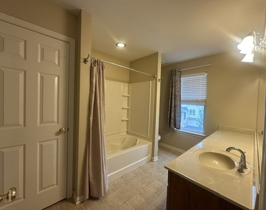 3376 Bradbury Circle - Photo Thumbnail 10