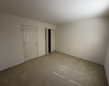 2503 Oak Tree Lane - Photo Thumbnail 12