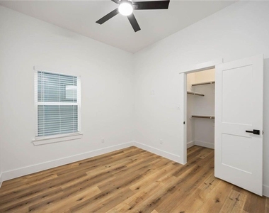 8009 Cora Street - Photo Thumbnail 19