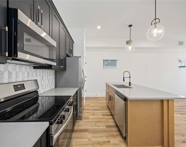 8009 Cora Street - Photo Thumbnail 26
