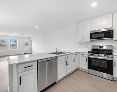 28727 Texas Plains Drive - Photo Thumbnail 6