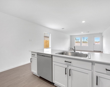 28727 Texas Plains Drive - Photo Thumbnail 7