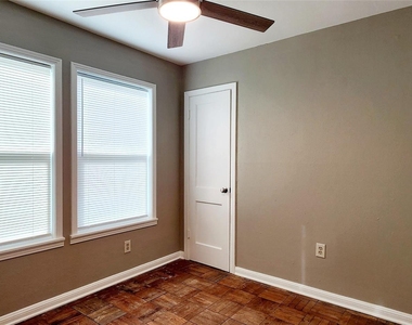 113 Laurel Street - Photo Thumbnail 12