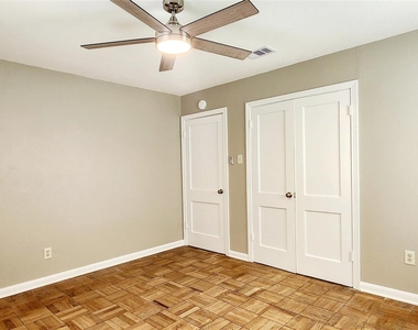 113 Laurel Street - Photo Thumbnail 11