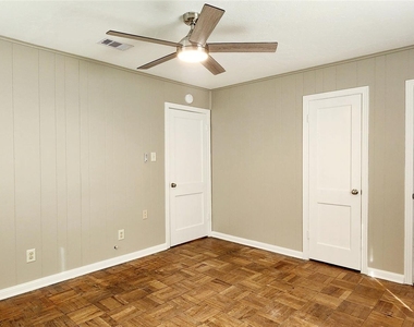 113 Laurel Street - Photo Thumbnail 13