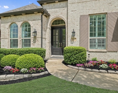 2714 Coastal Trail - Photo Thumbnail 1