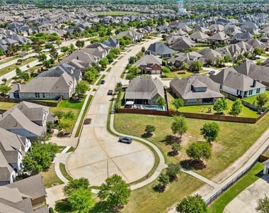 2714 Coastal Trail - Photo Thumbnail 33