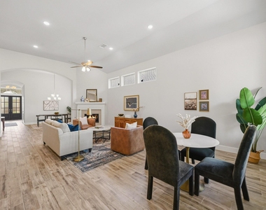 2714 Coastal Trail - Photo Thumbnail 13