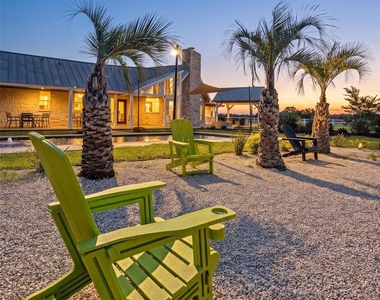2644 Linda Ln - Photo Thumbnail 4