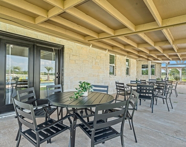 2644 Linda Ln - Photo Thumbnail 7