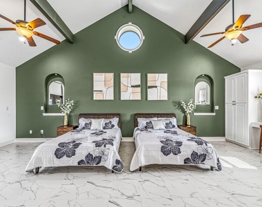 2644 Linda Ln - Photo Thumbnail 14