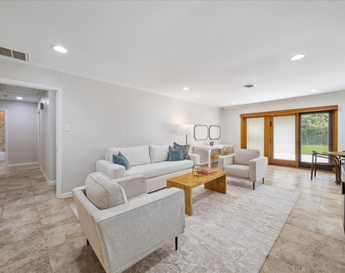 9777 Larston Street - Photo Thumbnail 3