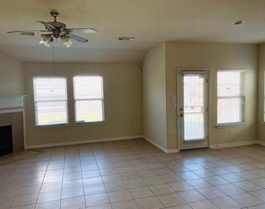 9506 Carsonmont Lane - Photo Thumbnail 3