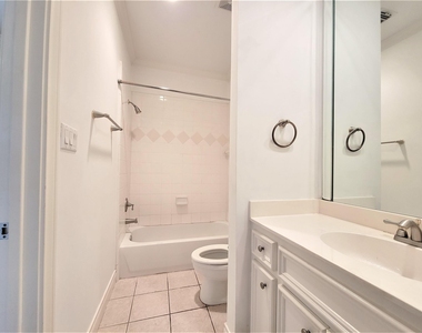 2508 South Boulevard - Photo Thumbnail 13