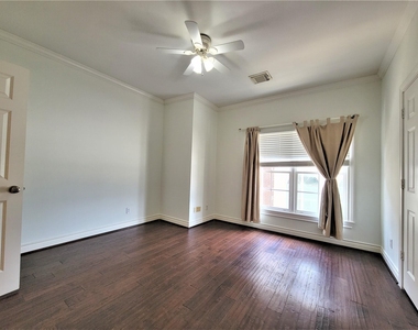 2508 South Boulevard - Photo Thumbnail 10