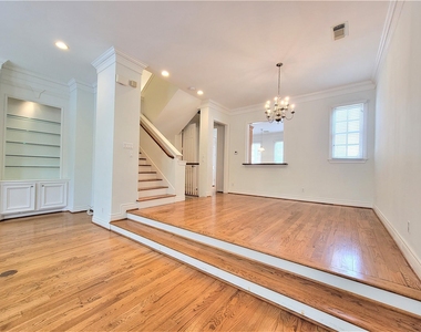 2508 South Boulevard - Photo Thumbnail 3