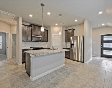 17502 Rosette Grass Drive - Photo Thumbnail 6