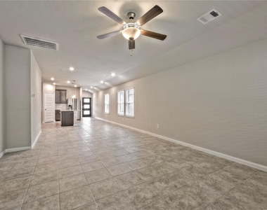 17502 Rosette Grass Drive - Photo Thumbnail 9