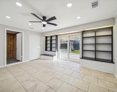 1703 Raintree Street - Photo Thumbnail 7