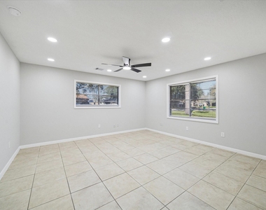 1703 Raintree Street - Photo Thumbnail 2