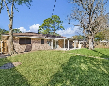 1703 Raintree Street - Photo Thumbnail 16