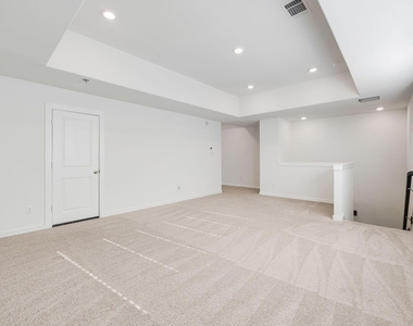 21647 Alberta Forest Circle - Photo Thumbnail 20