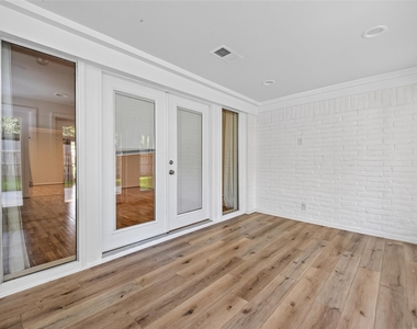 5310 Indigo Street - Photo Thumbnail 16