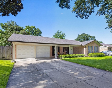5310 Indigo Street - Photo Thumbnail 2