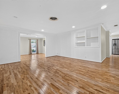 5310 Indigo Street - Photo Thumbnail 10