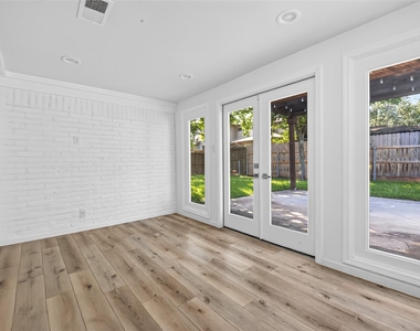 5310 Indigo Street - Photo Thumbnail 15